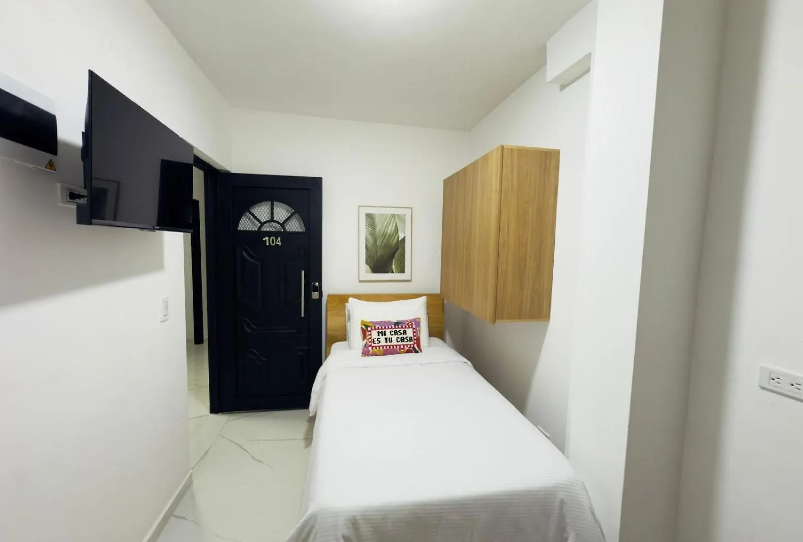 Casa Bendita - Aparta Estudio 104 Medellín 0*,  Colombia